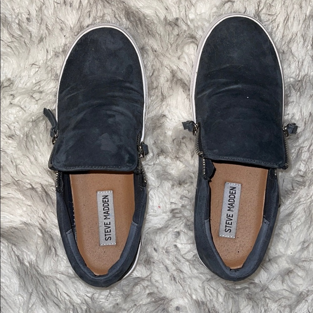 Steve madden slip ons